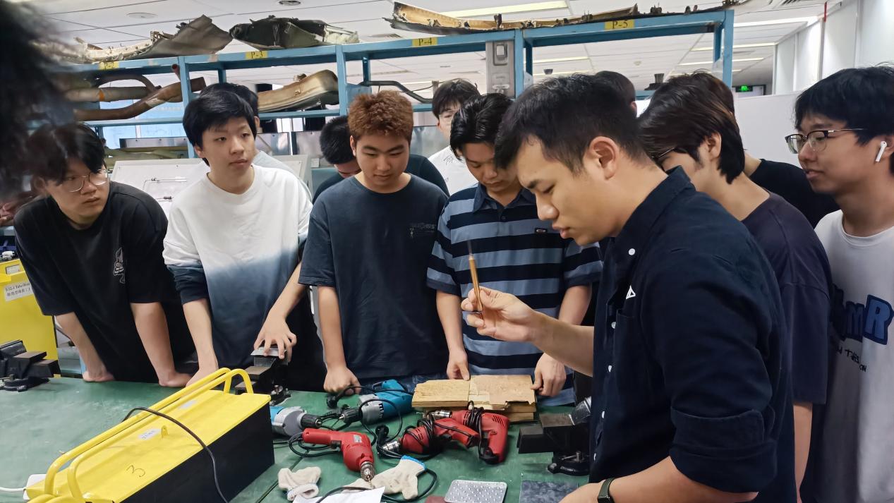 389565e40c62aa08f5e6b4ac88463c7