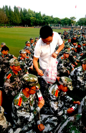 9.21 团日活动 (17).jpg